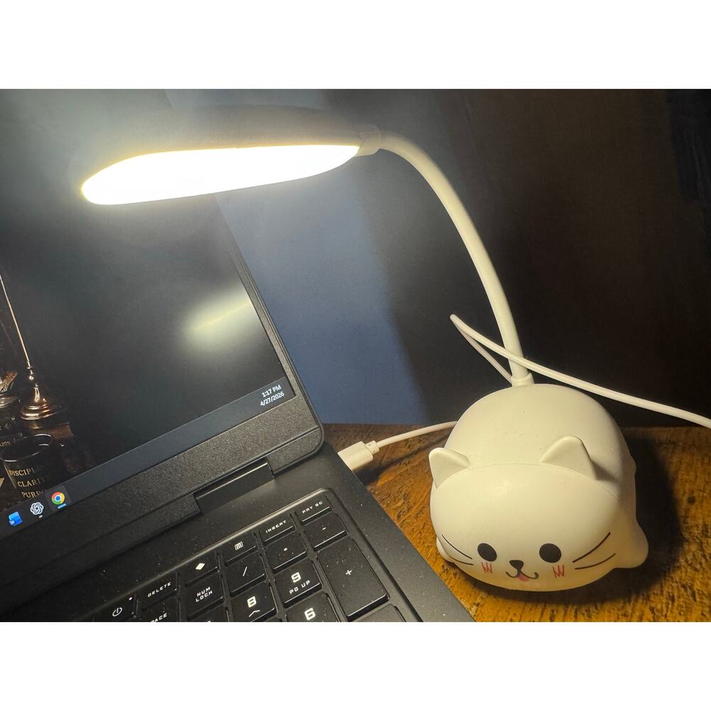 Cute Cat Desk Lamp USB LED Kawaii Animal Light Flexible Neck White - Picture 2 of 8